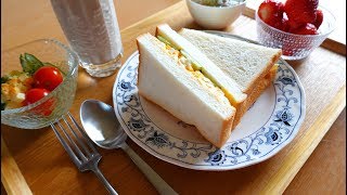 たまごと胡瓜のサンドイッチ　おぼろ月