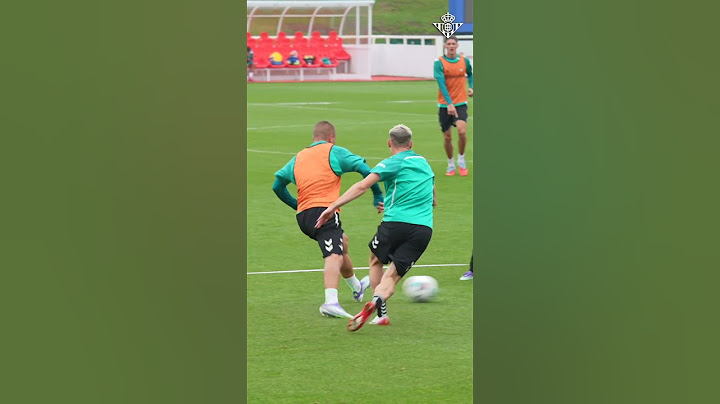 ¡Así fue nuestro primer día en el Stage de Inglaterra! ▶⚽ #shorts #realbetis