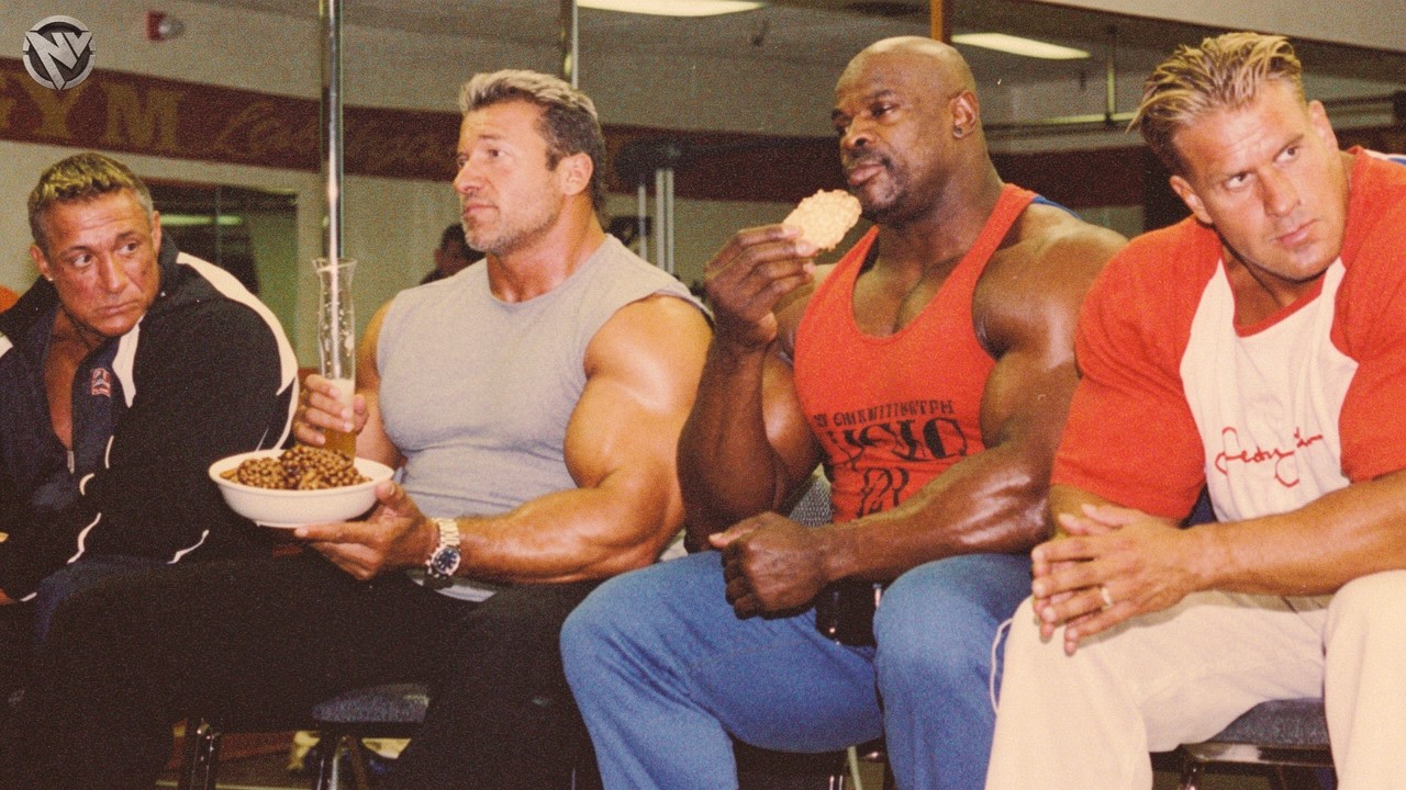 GÜNTER SCHLIERKAMP FULL DAY OF EATING - I ATE 8000 CALORIES A DAY - FEED THOSE MUSCLES