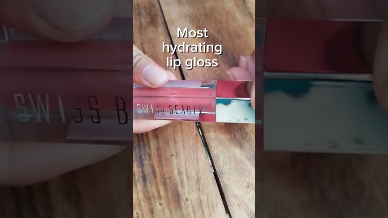 The most hydrating and non-sticky lip gloss 