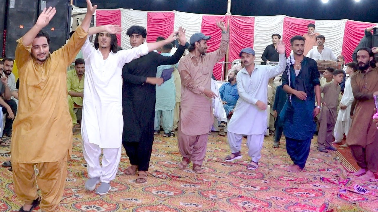 Mast Attan Songs | Ishq Ke Tawanoona De | Best Pashto New Attan.Khan Muhammad Minawal Attan Song