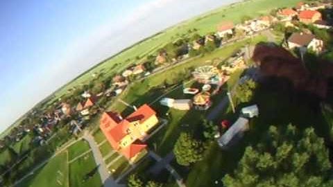 Early video: Maiden flight of scratch-built aerial photography plane : )