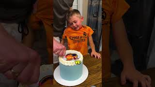 Bu Çocuk Pastayı Görünce Çok Üzüldü