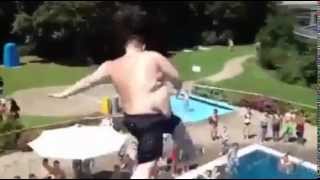 Fat Guy Causes huge tidal wave