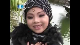 Ainun - Surga Di telapak Kaki ibu (  HD). Stereo audio.