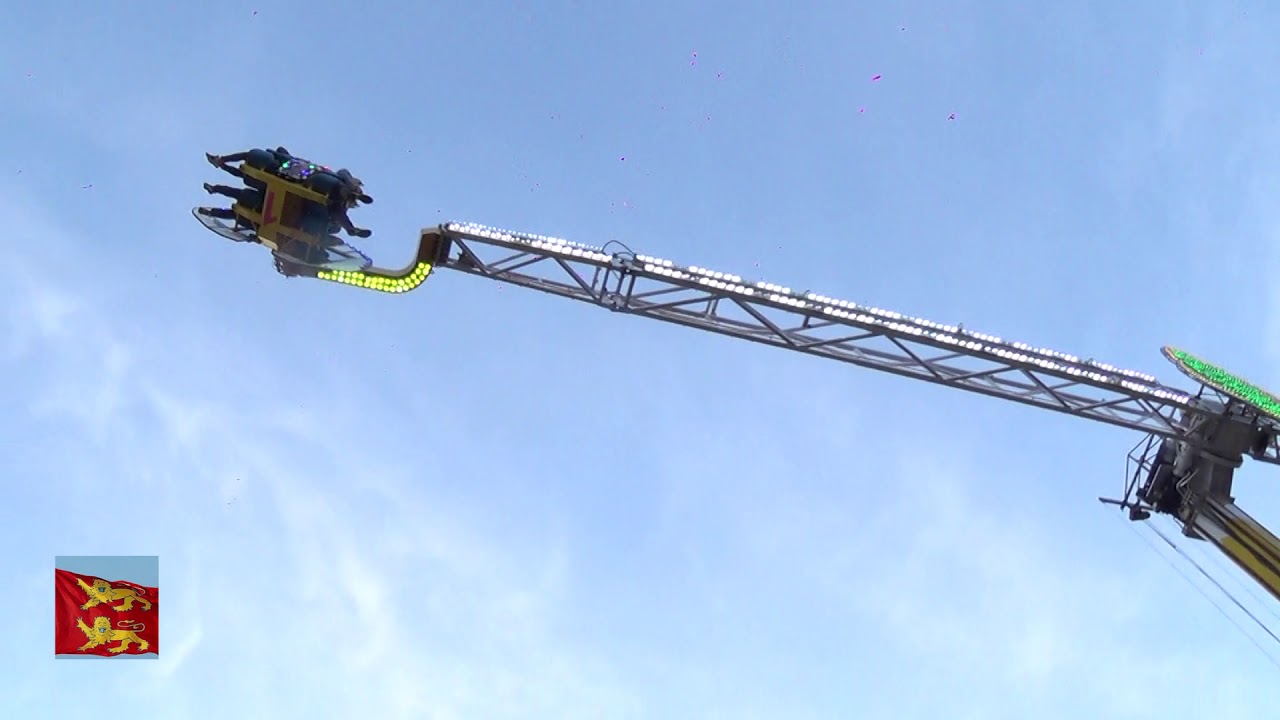 Manège Booster, foire de la Chandeleur 2020, Alençon ( 61 )
