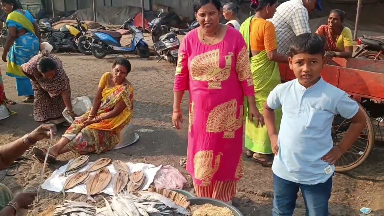 Vizag fishing Harbour వైజాగ్ లో ఫిషింగ్ వైజాగ్ వచ్చాము ఫ్రెండ్స్ 
