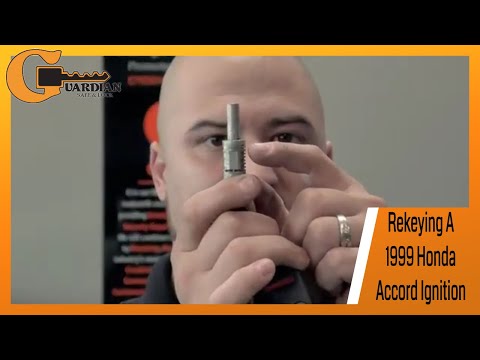 Video: Apa yang dilakukan silinder kunci pengapian?