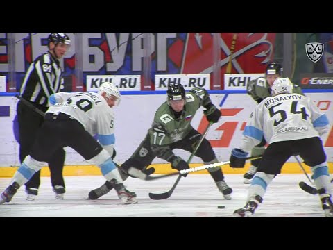 Mosalyov takes Samonov by surprise