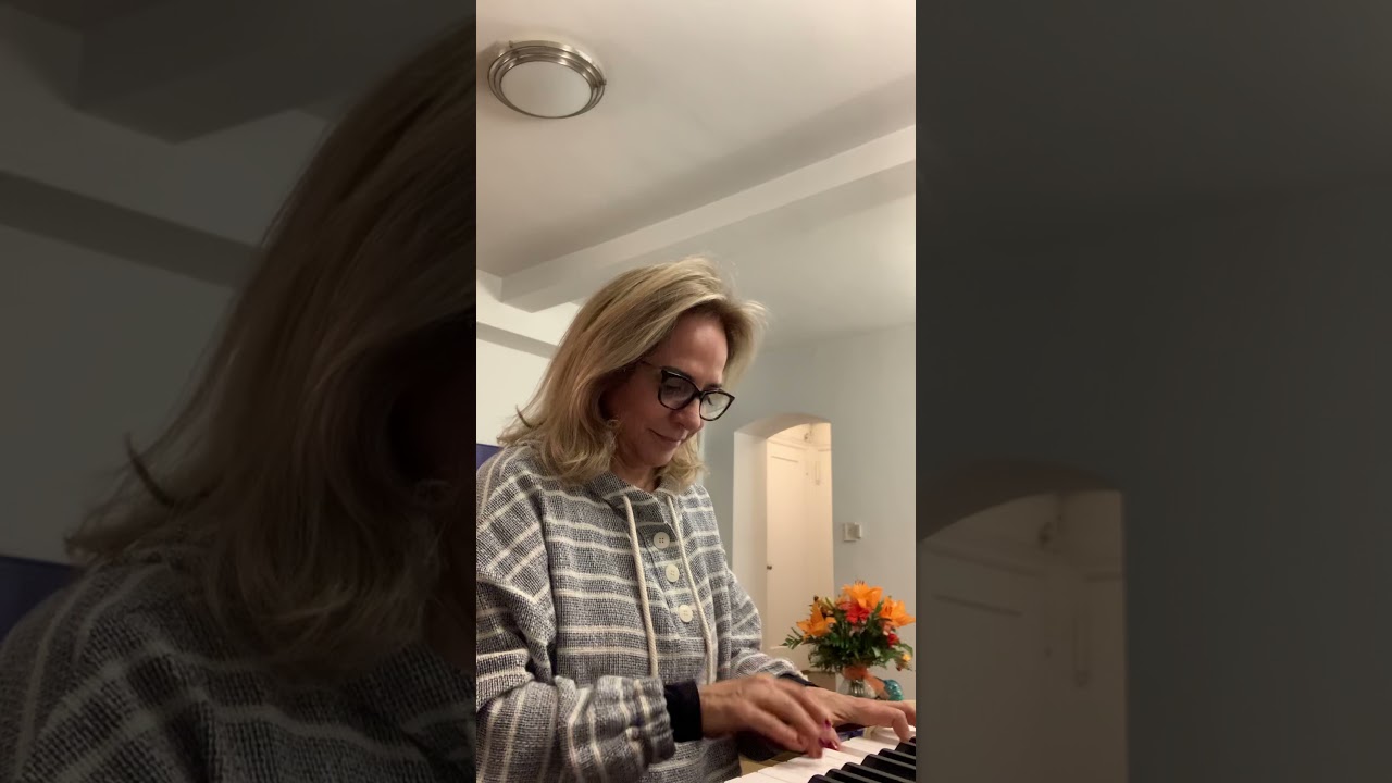 Al Di La - música italiana composta por Carlo Donida e letra de Mogol. 