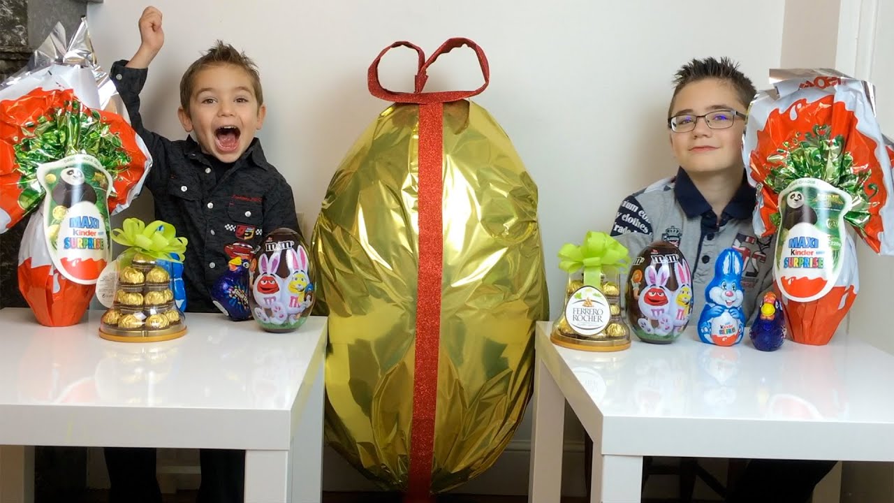 OEUF & JOUET] Super maxi géant Kinder Surprise plein de jouets et oeufs -  Unboxing giant full egg 