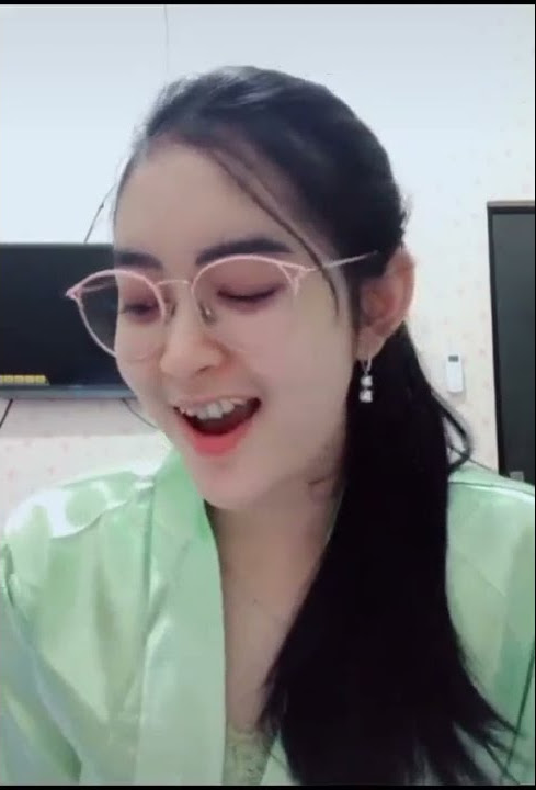 Tiktok VIRAL Ini malam Jum'at By dede Gemes 2021