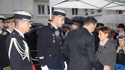 Gendarme tué à Mougins : "La France a tué mon mari", accuse sa veuve lors de la cérémonie d’hommage
