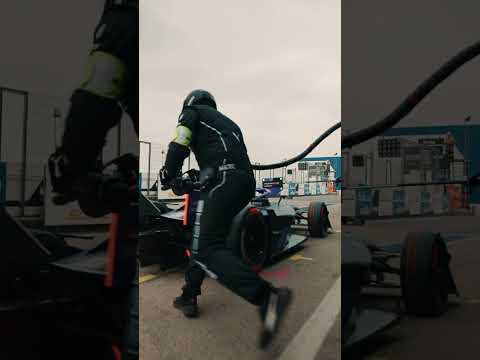 Sennheiser is now the Official Sound Provider of Formula E Sennheiser is now the Official Sound Provider of Formula E