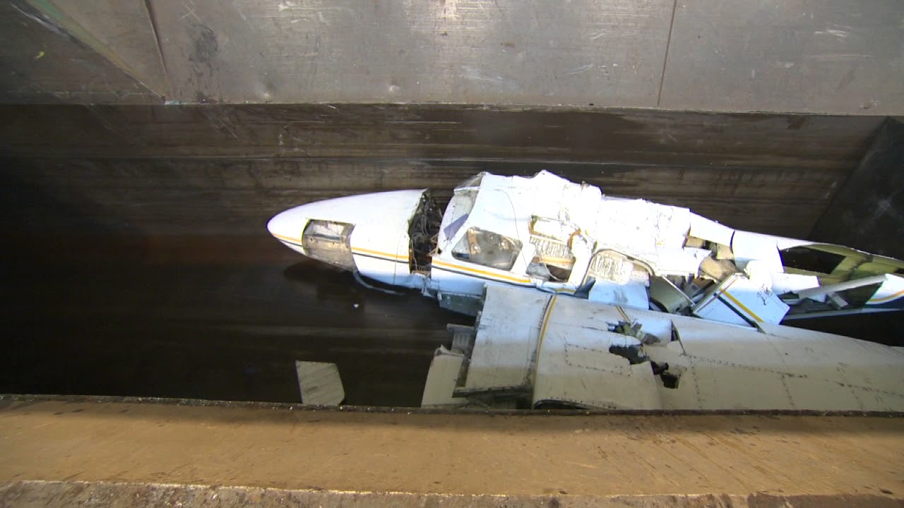 Recycling Light Airplane