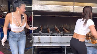 Famous Thai Lady Puy Roti Lady & Prece Chicken Mortar Pattaya Grilled Chicken - Thai Street Food 