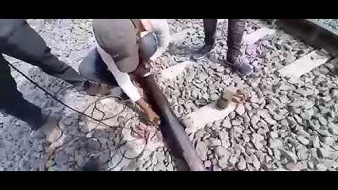 Ultrasonic testing of AT and FB Welds