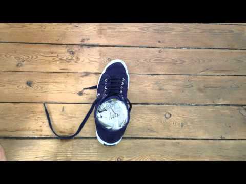 Vidéo: 3 façons de sécher les chaussures rapidement
