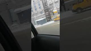 мчу в центре города