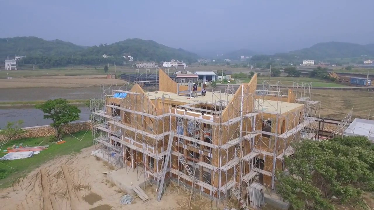 居林木構建築-美國原裝重木系統 木屋建築空拍紀錄 - YouTube