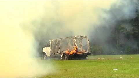 Reaction YouTubers when the van exploded in Jeffy’s 18th Birthday (shitpost)