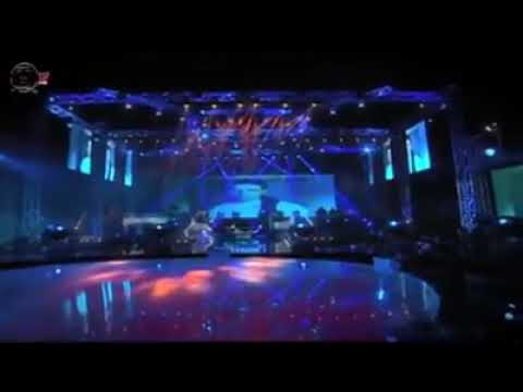 عمر الاحساس ده يطلع الا لما يكون صديقه وحبيبه تامر حسنى لعامر منيب