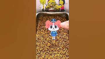 Caterpillar vs Papillon! #caterpillar #zombie #bug #mealworm #shortvideo