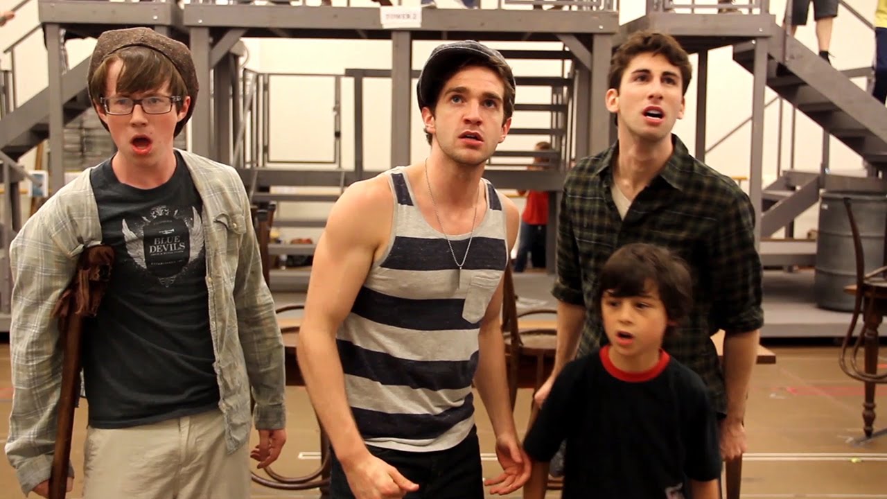 The Newsies National Touring Cast Will Soon Seize The Day Youtube