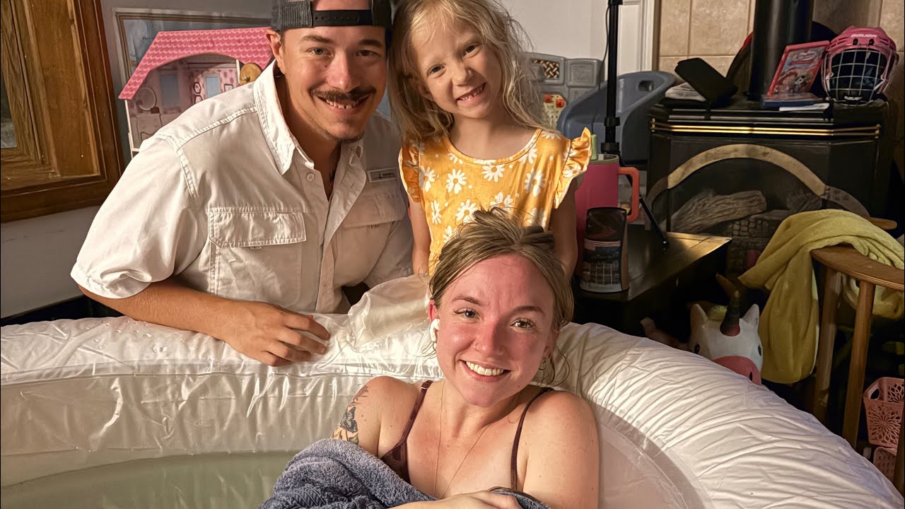 Freebirth at Home of fourth baby (surprise gender) 