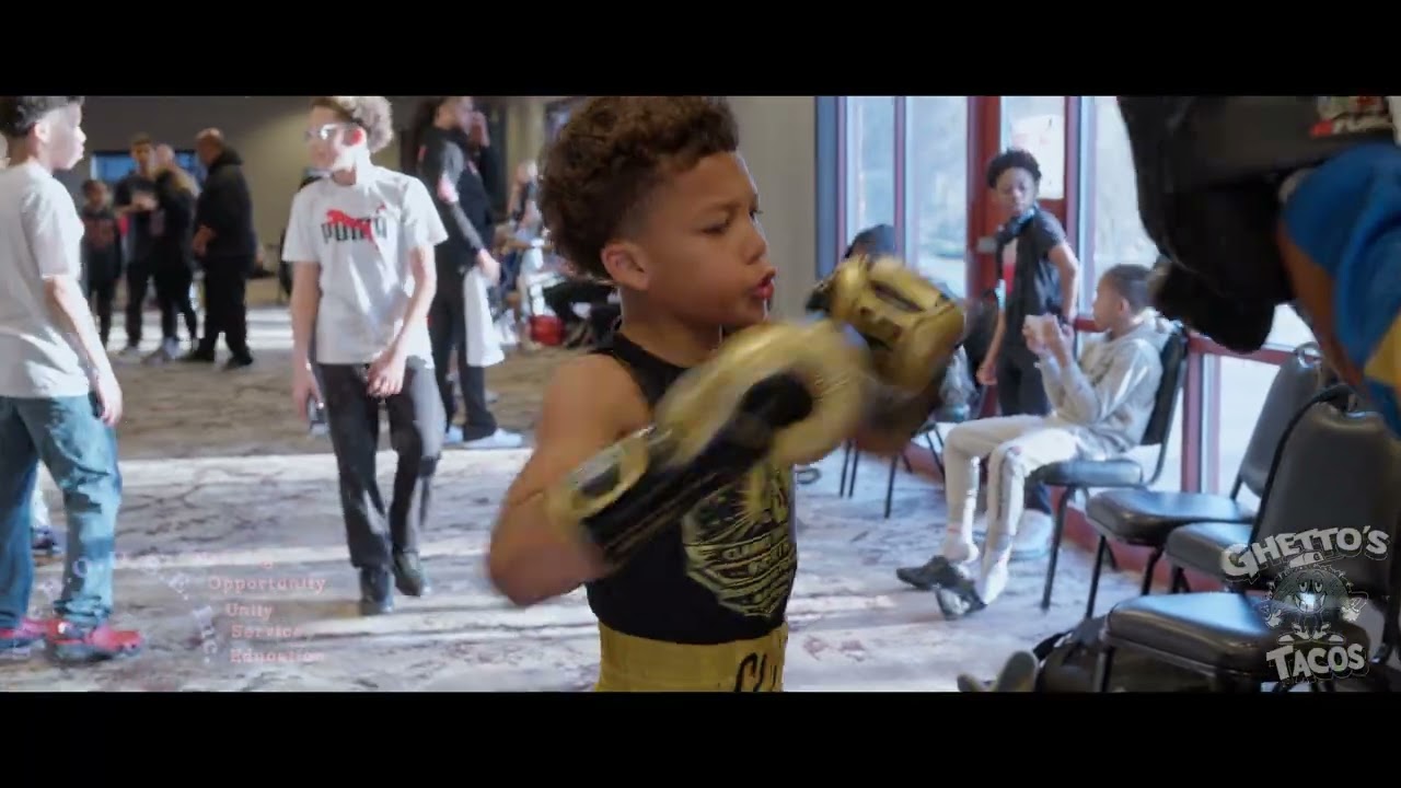 Silver Gloves Boxing Highlights: Jayzon Clarke Tournament Compilation