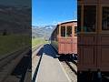 Vorstellwagen Nr. 33 mit Triebwagen Bdhe 2/4 Nr. 13 auf Bergfahrt in Kräbel #rigi #rigibahnen #arb