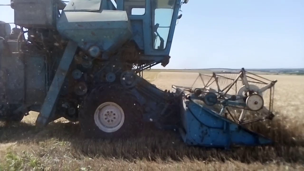 Комбайн нива ск5 фото