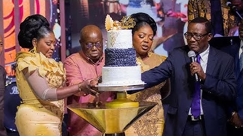 Break 🔥  President Nana Addo at the 40 years anniversary and dinner with Tagoe Sisters