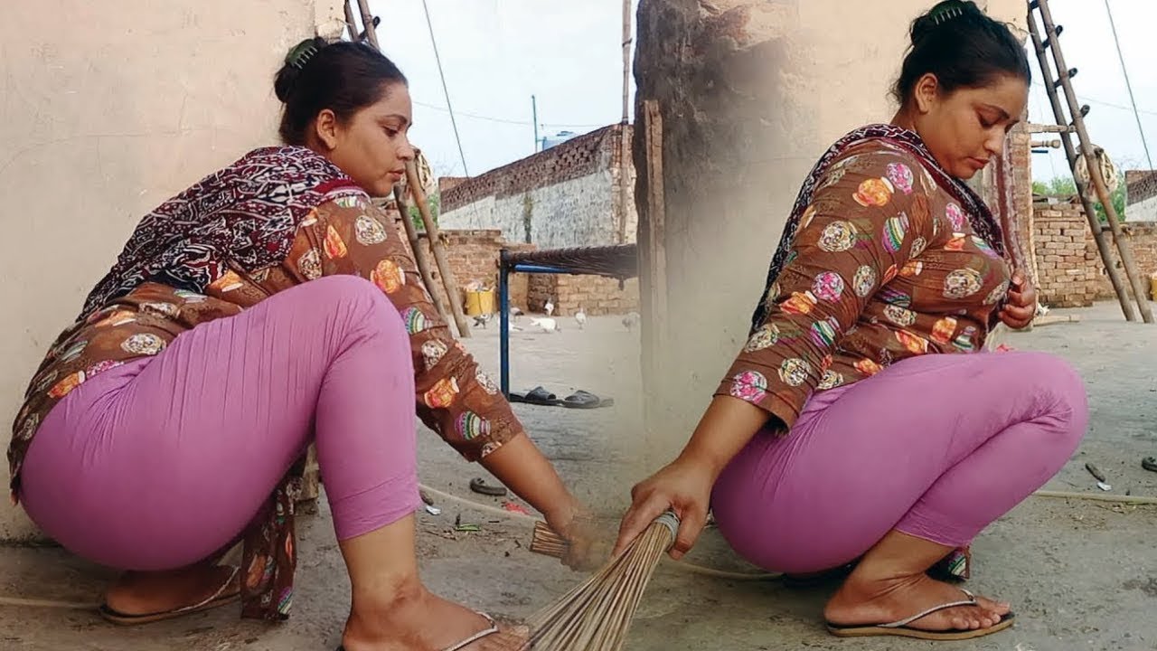 Pakistani Village Women Cleaning Floor -Village Life - Daily Routine - Resham Daily Routine