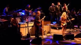 Tedeschi Trucks Band w/Doyle Bramhall II &quot;All That I Need&quot;