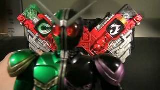 S.H. Figuarts Kamen Rider Double (Cyclone Joker) - TJ's Rehab 11