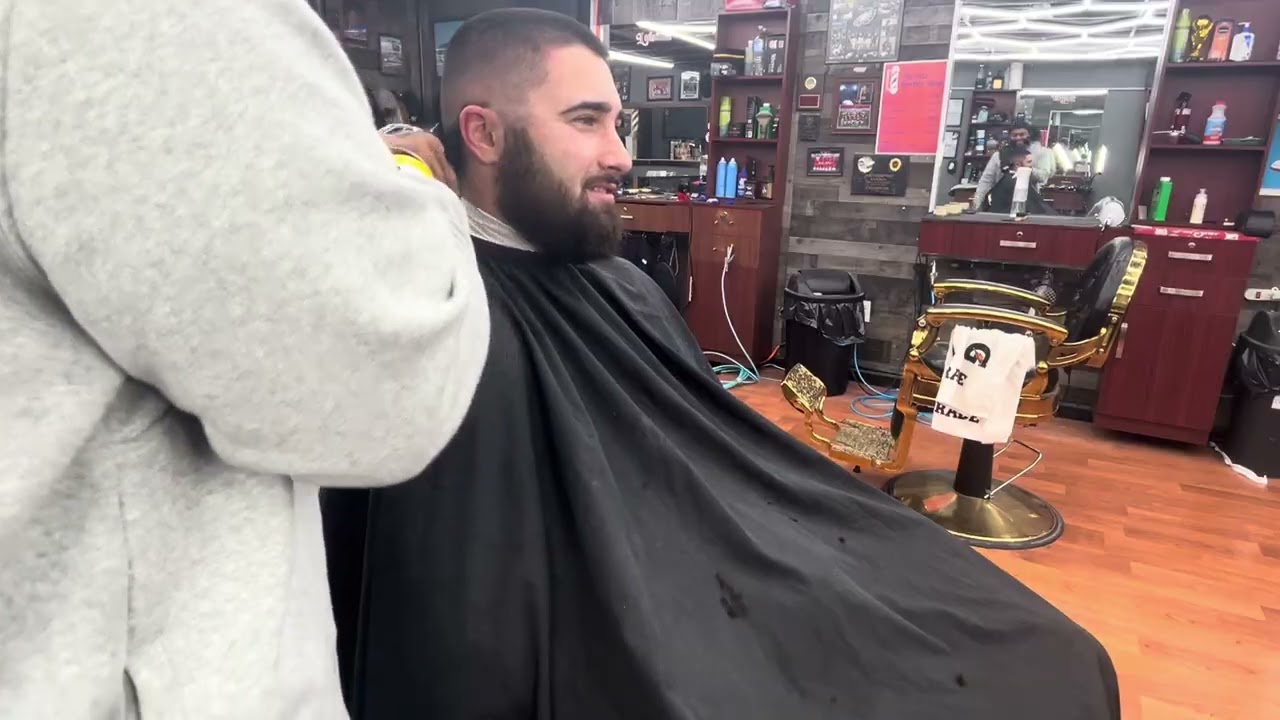 Business man haircut… professionals only 