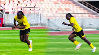 Tazama SPEED na Maujuzi ya KIBU DENIS Mazoezini utapenda