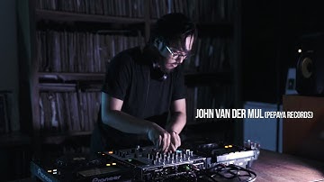 ECHOES "DJ" SESSIONS : TURISMO AVENUE (aka John Van Der Mijl) (Pepaya Records)