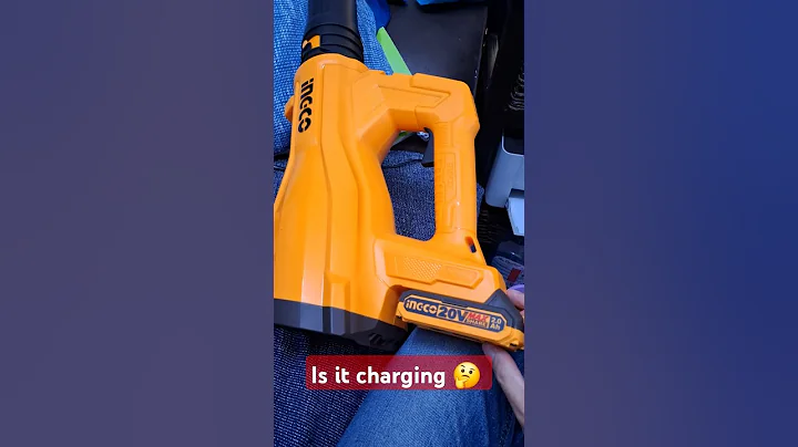 🤔 How do you know if your ingco battery 🔋 is charging?  #michaelstoolbench #ingco #leafblower