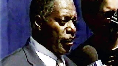 Bob Hayes comments on his Ring of Honor Introduction (2001)