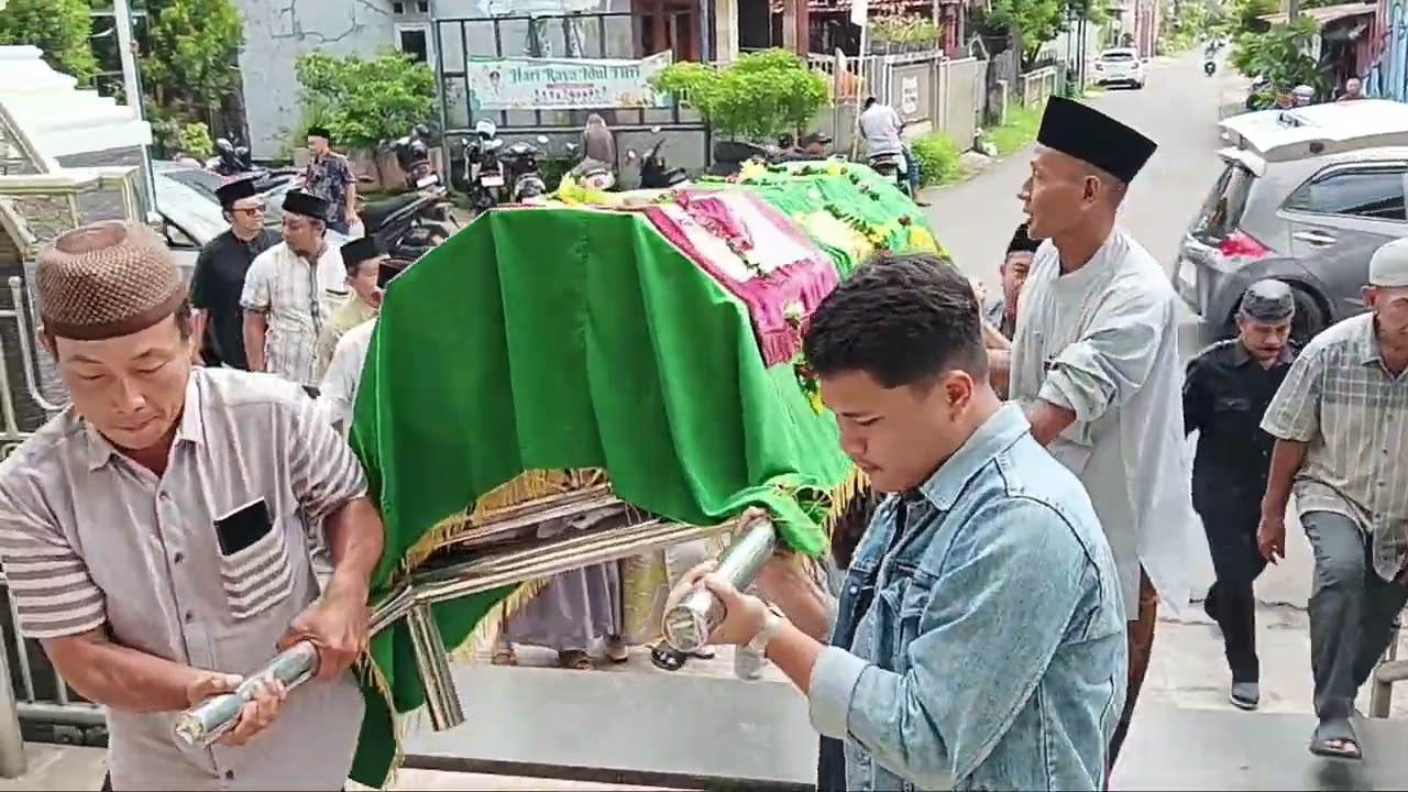 Selamat jalan ibu Hj Kholifah Kastami 95 thn, semoga husnul khotimah.