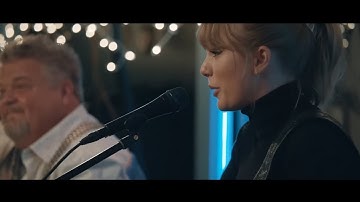 Taylor Swift sings her emotional Better Man at Bluebird Café in 4K