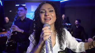 Miniatura del video "Mihaela Staicu & Orchestra Fulgerii- Astăzi e nuntă aleasă - New 2023 live 100% ☎️0729156596☎️"