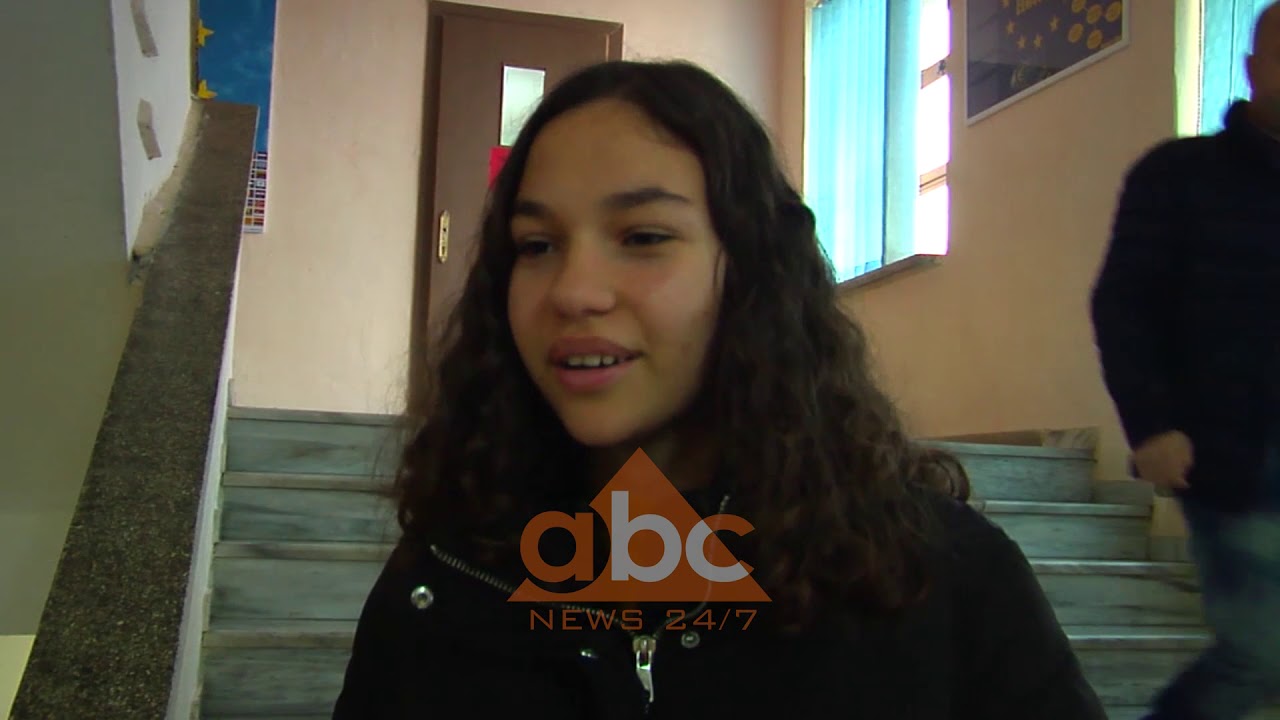 Shkolla me 360 nxenes pa ngrohje, prindëerit ultimatum vendorëve | ABC News Albania