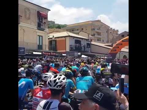 Video: Giro d'Italia 2018: Wellens Siciliyada qalib gəldi