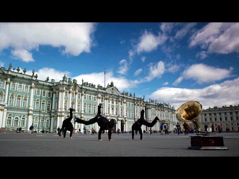 Video: Kā viens skūpsts uz ekrāna atdzīvināja jūtas, un slava iznīcināja laimi: Omars Šarifs un Faten Hamama