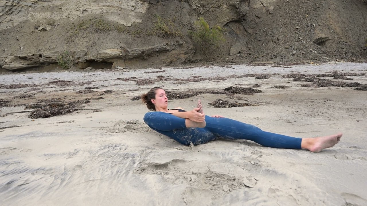 Emily Ana Collins: Restorative Hip Opening Yoga Surf Flow