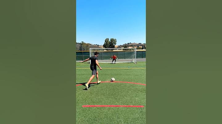This Goalie Cheated With His Water Bottle
