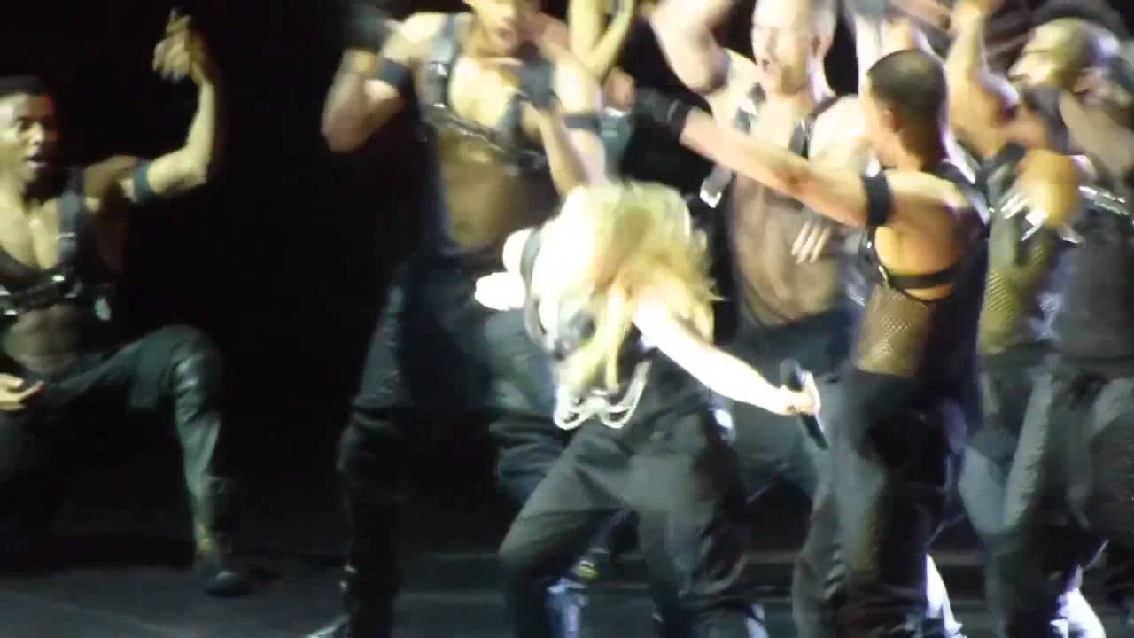 Little Mix - Salute Tour Live at the London O2 - 15 Talk Dirty & Can't Hold Us
